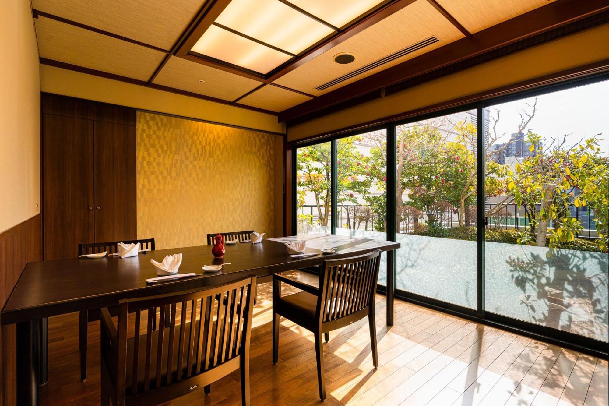 Ana Crowne Plaza Matsuyama By Ihg Ξενοδοχείο Εξωτερικό φωτογραφία