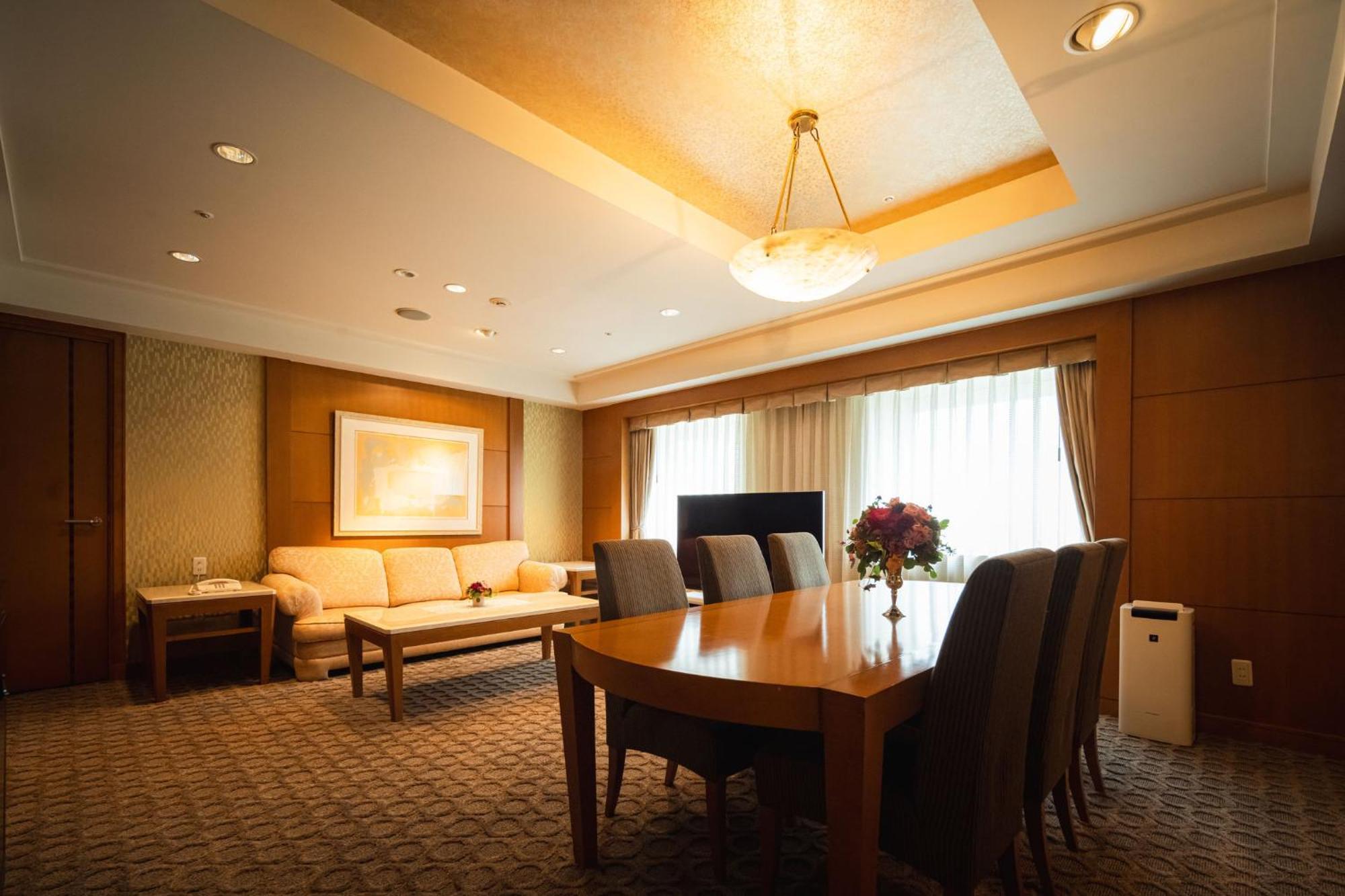 Ana Crowne Plaza Matsuyama By Ihg Ξενοδοχείο Εξωτερικό φωτογραφία